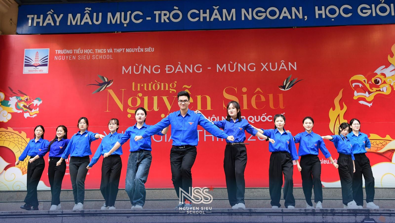 THÁNG THANH NIÊN SÔI ĐỘNG CỦA MÁI ẤM NGUYỄN SIÊU